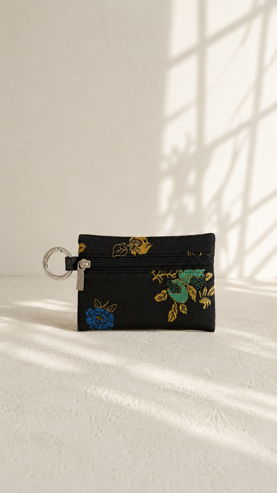 K-Modern Mini Pocket Bloom Black - Image 1