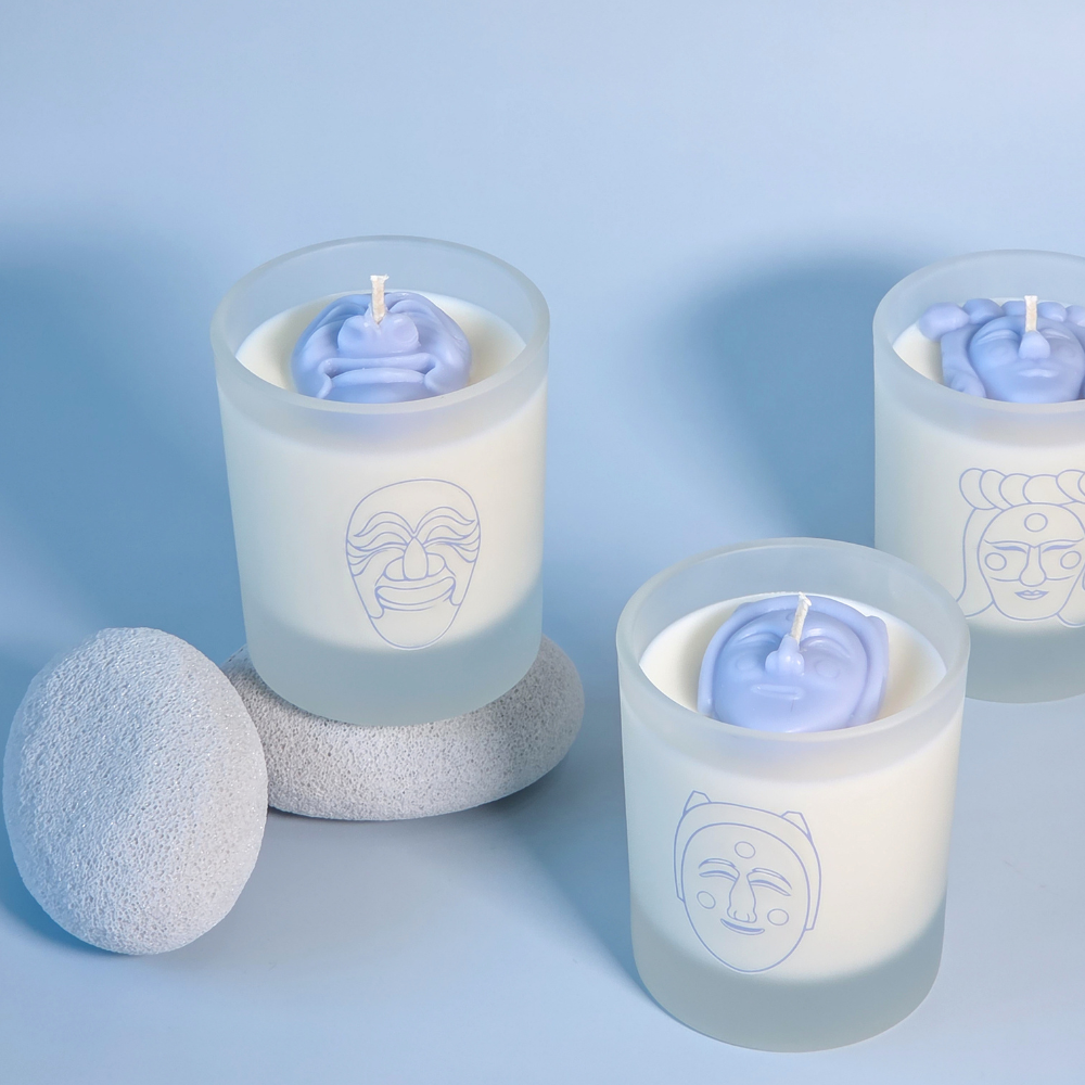 Traditional Mask Container Candle Set - Image 2