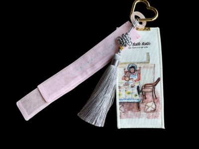 TEA TALK TABLE KEY RING